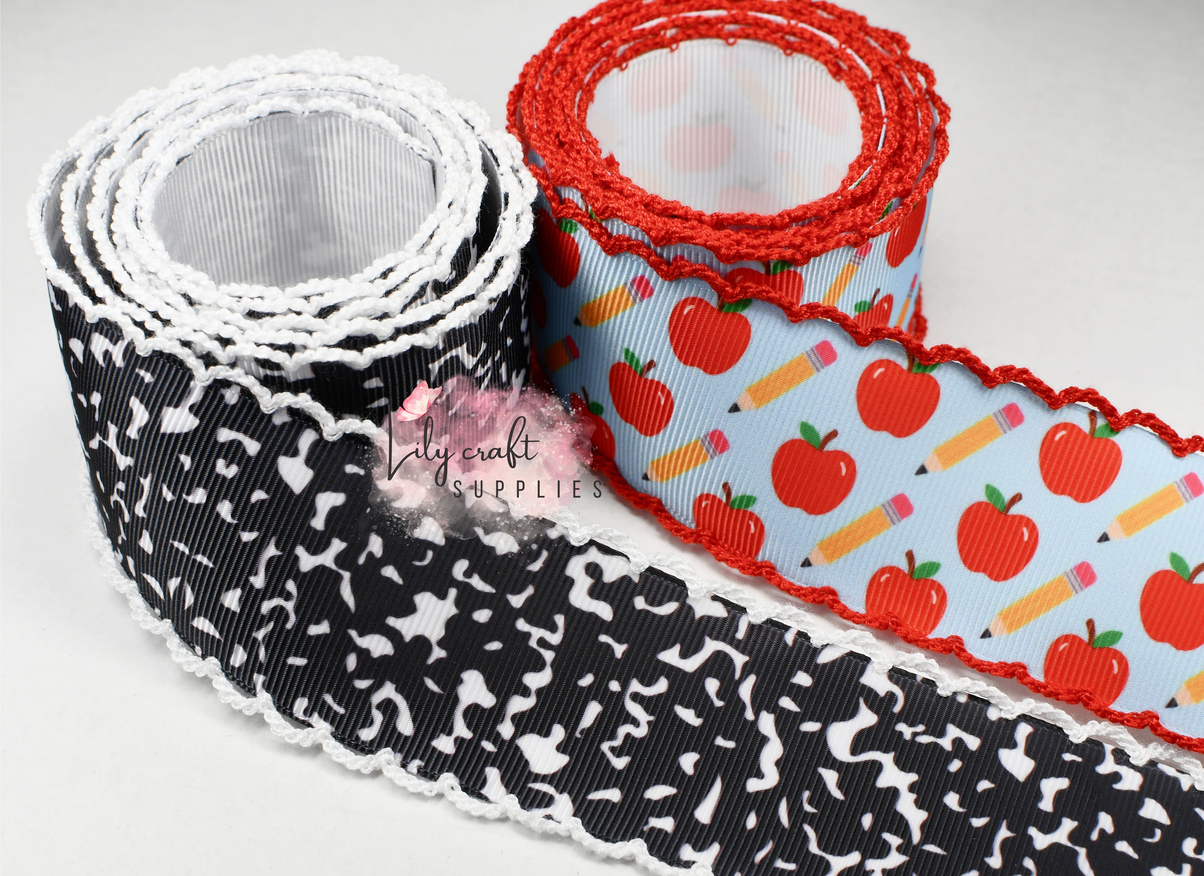 Apple and Pencil print Back to school -Exclusive