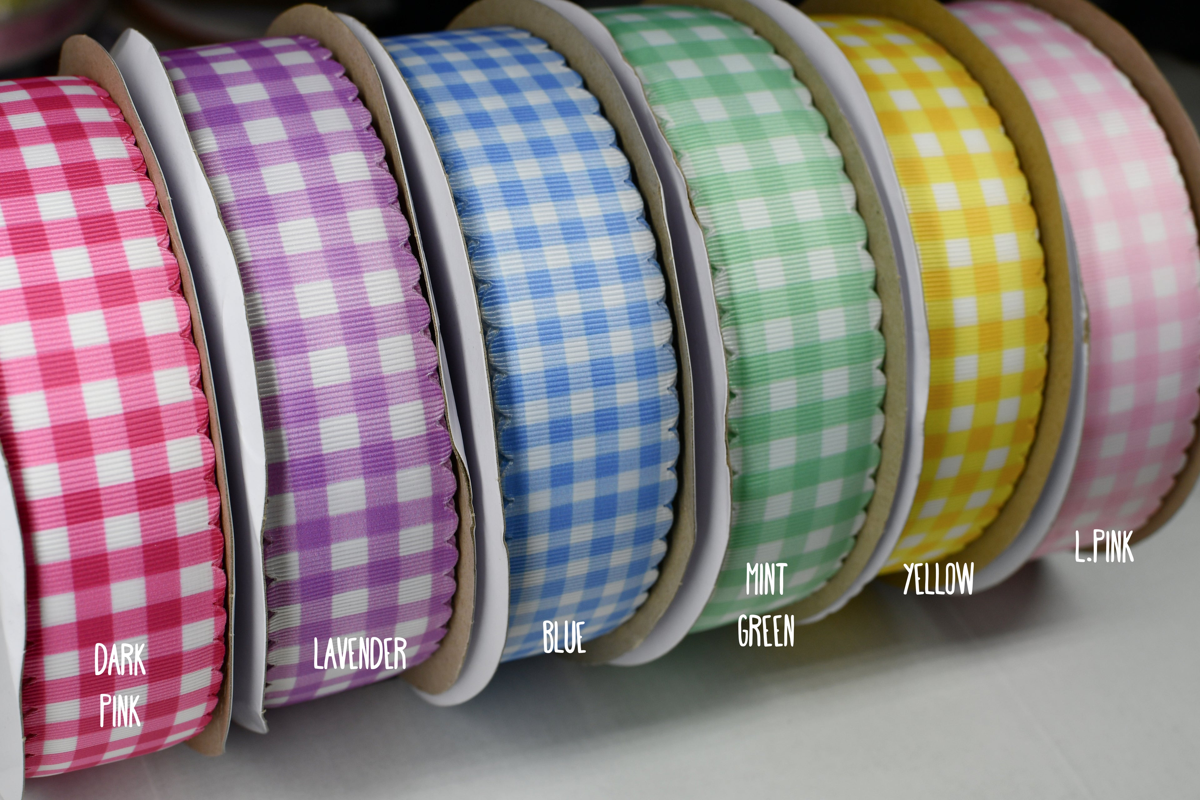 1.5" Gingham scalloped