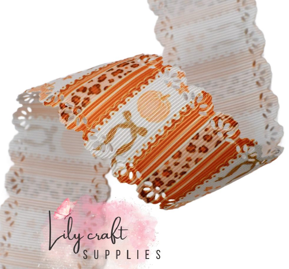 Pumpkin lace scalloped